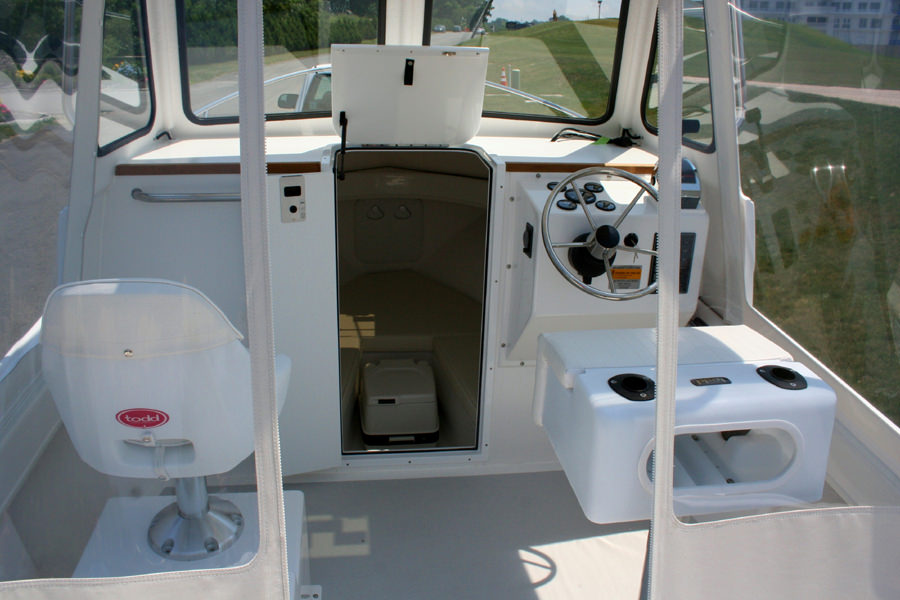 Ocean Scout 20' Bristol - Optional Curtain Enclosure